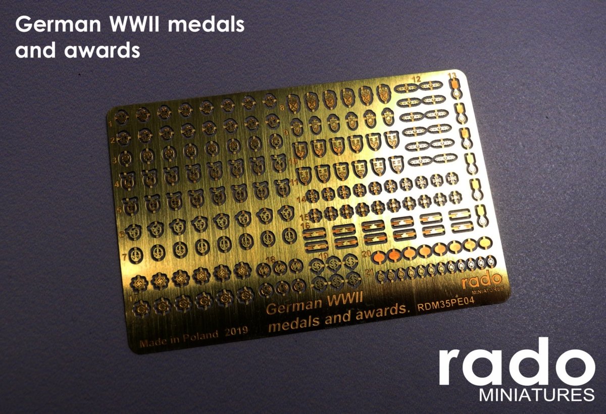 RADO Miniatures RDM35PE04 German WWII Medals and Awards 1/35 – obrázek 2