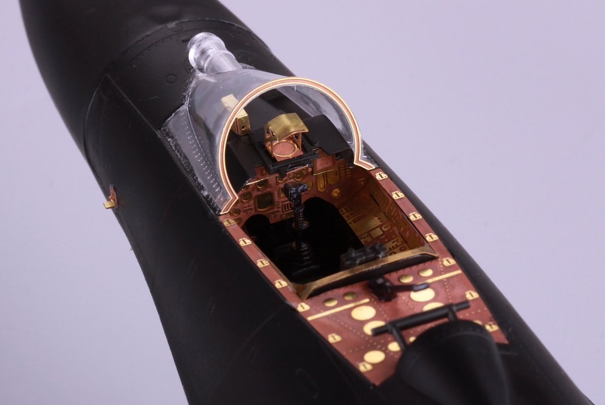 Eduard 49813 Su-27 HOBBY BOSS 1/48 – Bild 2