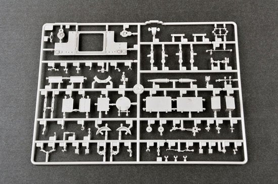 Trumpeter 05577 JGSDF Type 75 155mm Self-Propelled Howitzer 1/35 – image 10