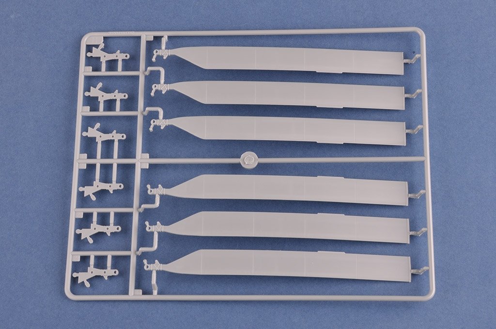 Hobby Boss 81773 CH-47D CHINOOK 1/48 – obrázek 9