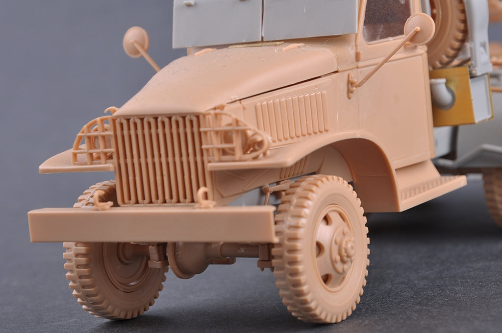Hobby Boss 84572 GAZ-AAA with BM13/16 Katyusha 1/35 – obrázek 5