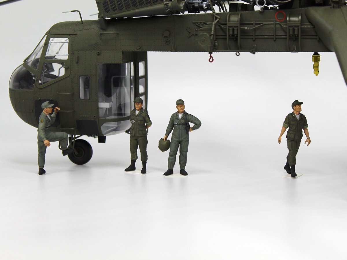 ICM 53101 Pilotes d&amp;#39;hélicoptères américains (années 1960-1970) 1/35  – image 12