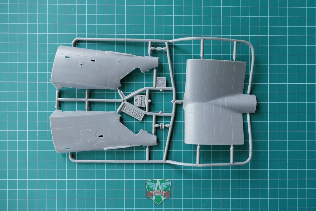 Modelsvit 72033 Beriev Be-12PS Limited Edition 1/72 – Bild 3