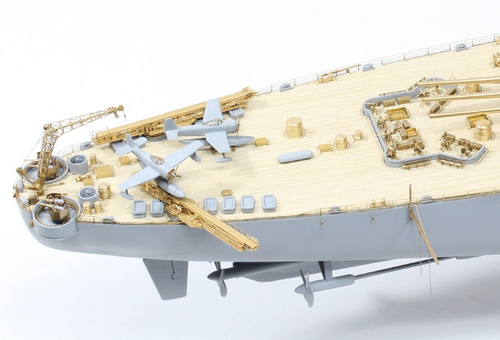 Pontos 35026FN USS BB-63 Missouri 1945 Detail Up Set (Teak tone stained wooden deck) 1/350 – image 6