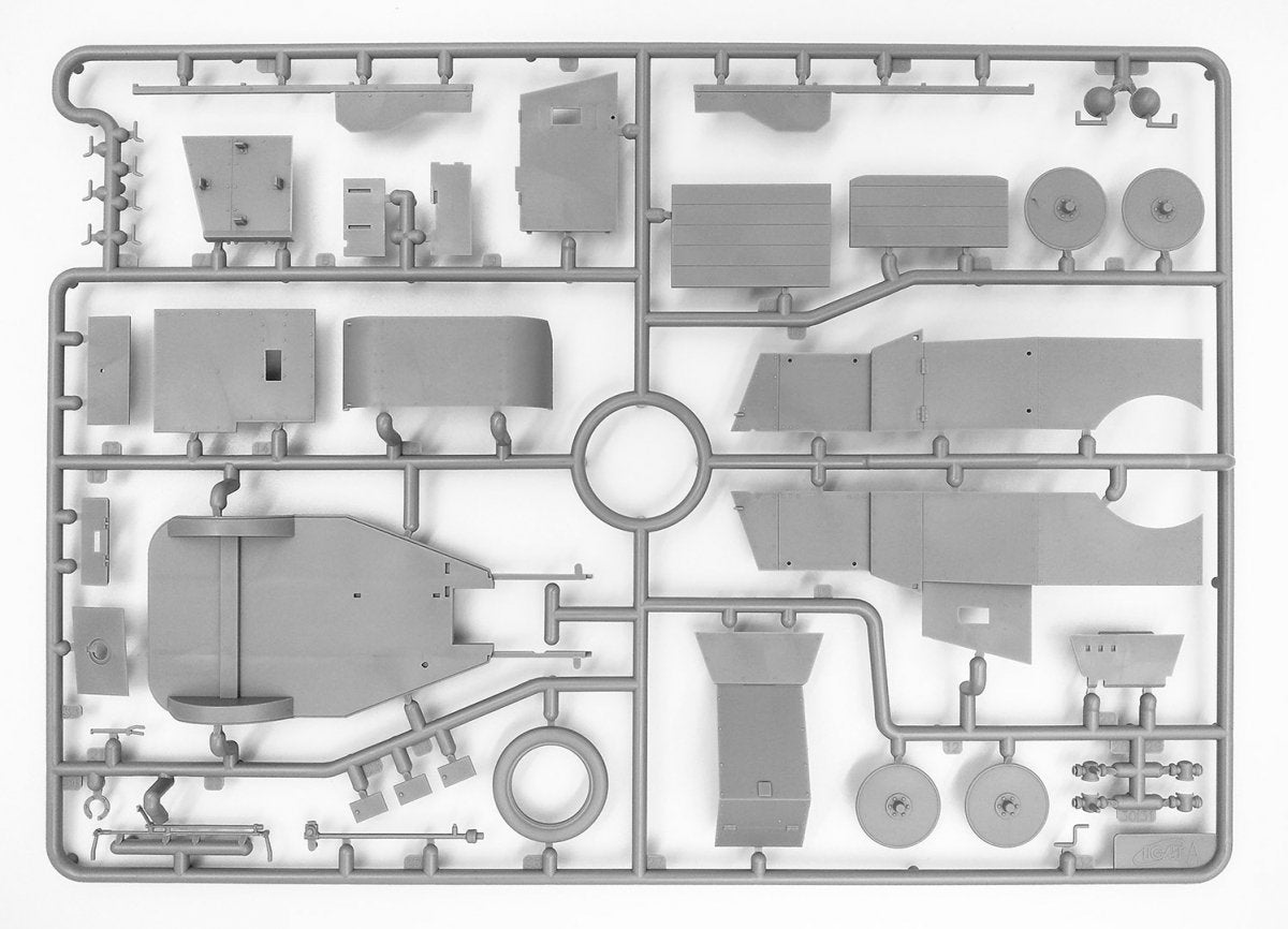ICM 35670 Model T RNAS Armored Car with WWI British Tank Crew 1/35 – obrázek 5