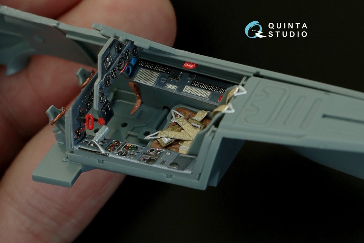 Quinta Studio QD48080 FW 190A-4 3D-Printed &amp;amp; colored Interior on decal paper (for Eduard kit) 1/48 – obrázek 2