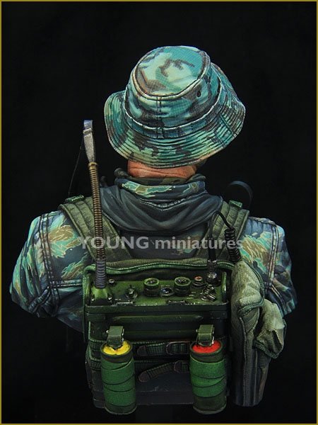 Young Miniatures YM1845 US NAVY SEAL VIETNAM 1/10 – zdjęcie 3