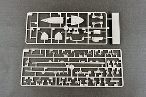Trumpeter 06710 German Navy Aircraft Carrier DKM Peter Strasser 1/700 – image 7