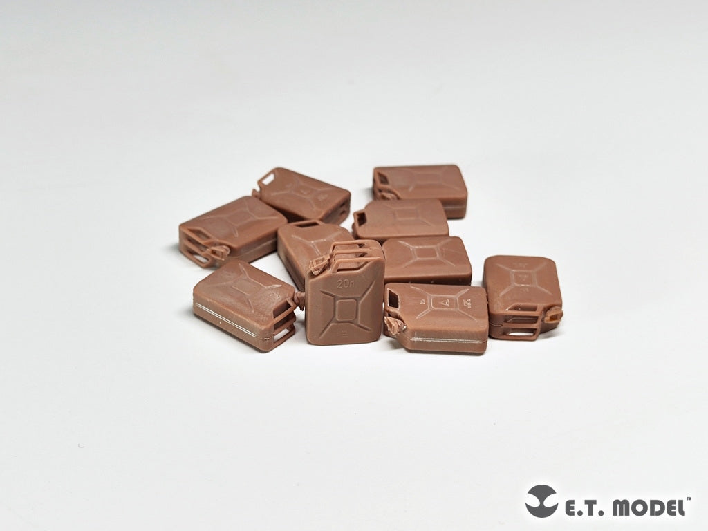 ET Model P35-263 Russian 20L FUEL CANS SET 5+5 1/35 – obrázek 4