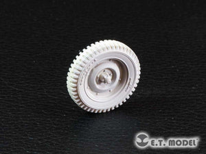 ET Model ER35-044 WWII US Willys MB Jeep Weighted Road Wheels 1/35 – image 2