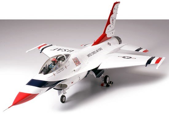 Tamiya 60316 F-16C Thunderbirds 1/32 – image 2