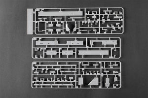Trumpeter 06751 Queen Elizabeth Aircraft Carrier 1/700