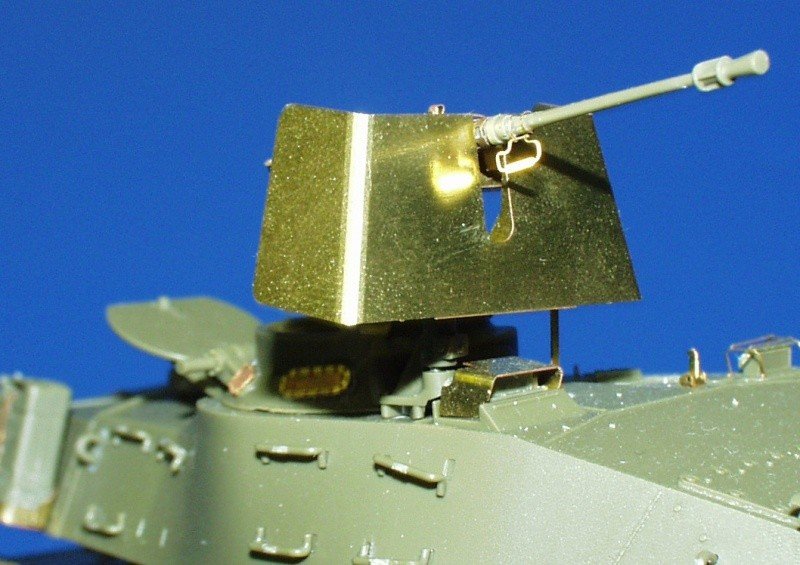Eduard 35504 M41A3 Walker Bulldog 1/35 AFV Club – image 5