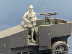 Copper State Models F35-035 French marine armored car officer 1/35 – obrázek 2