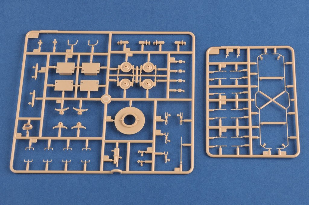 Hobby Boss 82924 German Kommandowagen of BP-42 1/72 – zdjęcie 4