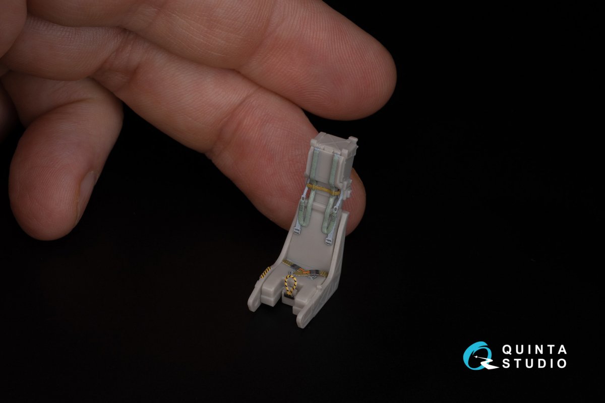 Quinta Studio QD48050 F/A-18F early 3D-Printed &amp;amp; colored Interior on decal paper (Hasegawa) 1/48 – obrázek 12