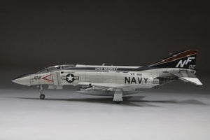 Fine Molds 72743 US Navy Jet Fighter F-4J “USS Midway 1978” 1/72 – obrázek 4