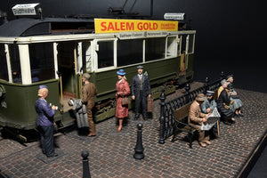 Miniart 38009 Tramway européen - Straßenbahn-Triebwagen 641 avec équipage et passagers 1/35  – image 2