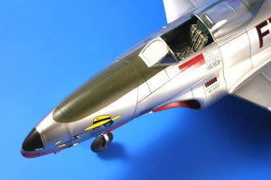 Specjal Hobby 32048 F-80C Shooting Star Over Korea 1/32 – image 2
