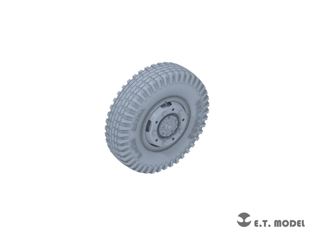 ET Model P35-102 WWII German Sd.Kfz.234 Small Diameter Weighted Wheels Type.2 1/35 – image 4