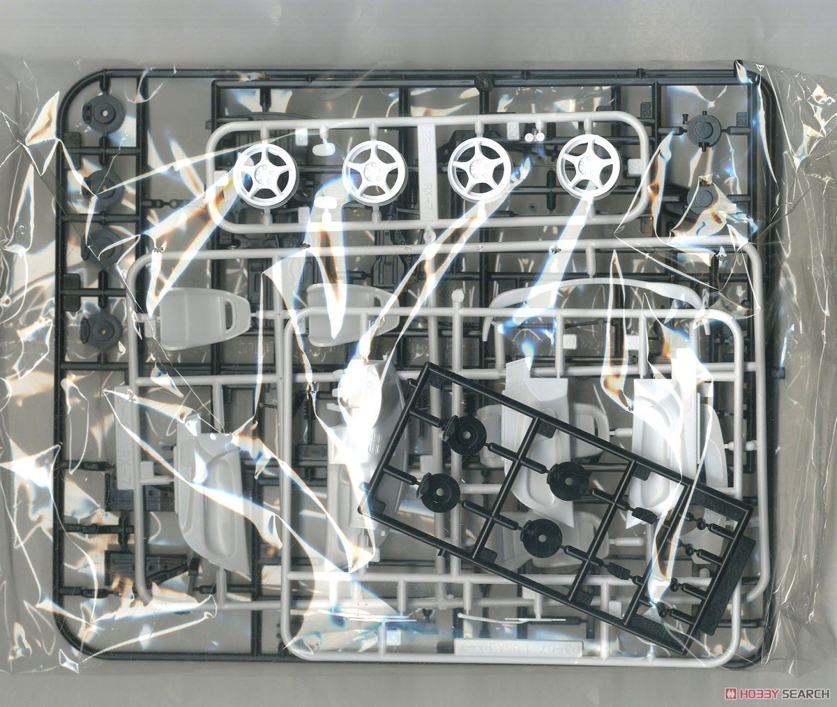 Aoshima 06127 Mazda FD3S RX-7 &amp;#39;96 1/24 – image 7
