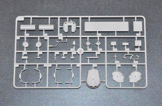 Trumpeter 05335 HMS Roberts Monitor – Bild 9
