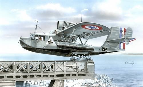 Azur A051 Loire 130M 1/48
