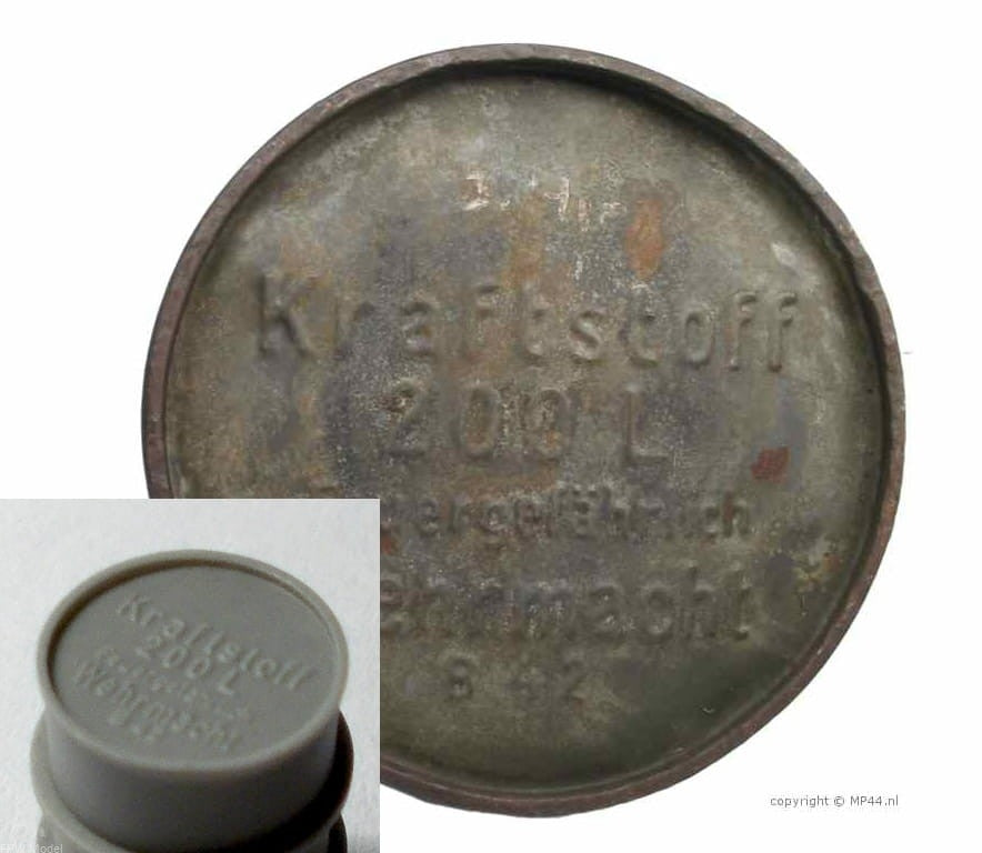 FPW Model 72235 German Wehrmacht '42 Fuel Barrels (4 pcs.) 1/72