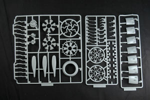 HK Models 01E02 B-25J Mitchell &amp;quot;Strafer&amp;quot; 1/32 – image 14