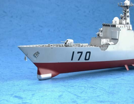 Trumpeter 04530 PLA Navy Type 052C DDG-170 LanZhou 1/350 – image 8