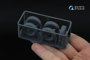 Quinta Studio QT35013 UAZ-469 Family tire set (Zvezda) 1/35 – image 2