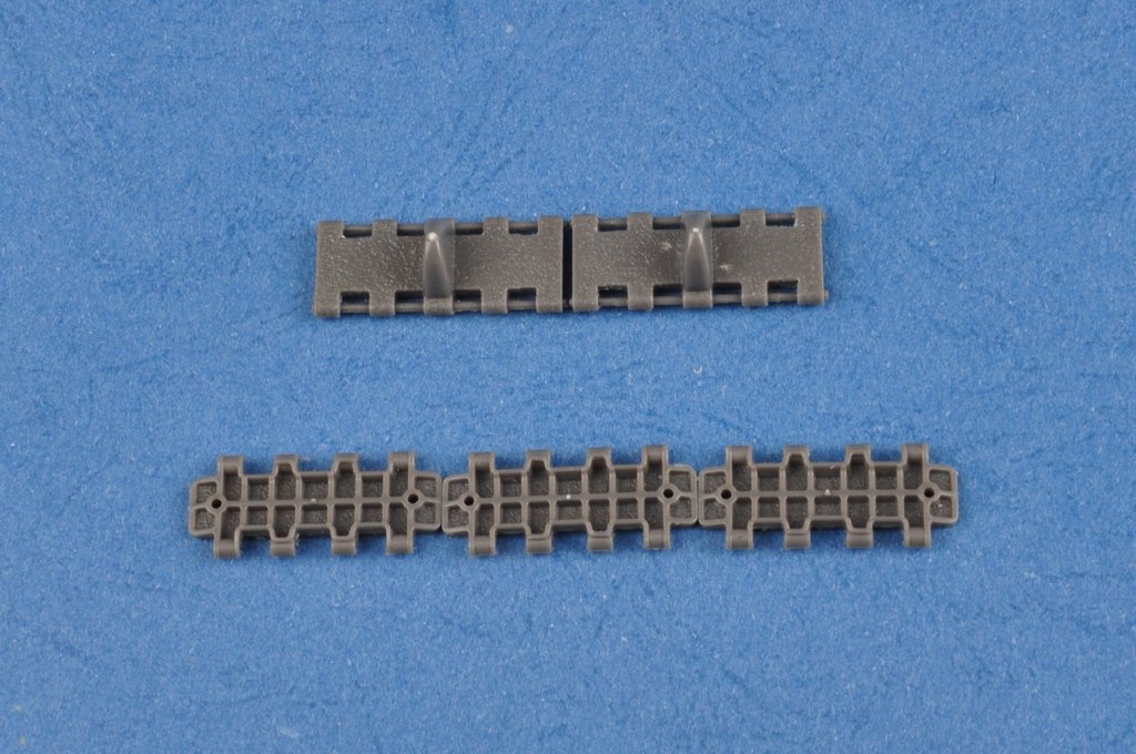Hobby Boss 82602 Soviet T-34/85 1/16 – obrázek 12