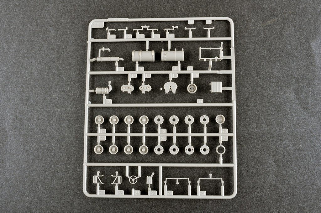Trumpeter 07177 M983 Tractor &amp;amp; AN/TPY-2 X Band Radar 1/72 – image 12