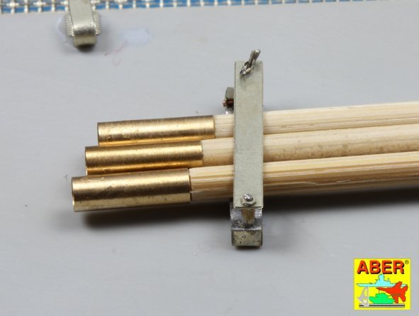 Aber 16052 Barrel cleaning rods with brackets for Tiger II 1/16 – Bild 9