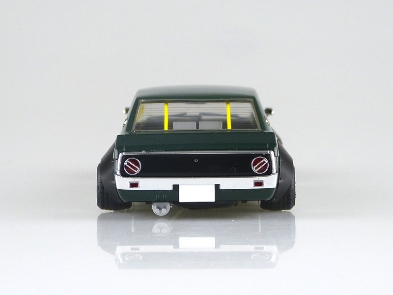Aoshima 05127 LB WALKS KEN&amp;amp;MARY 4DR 2015 VER 1/24 – obrázek 9
