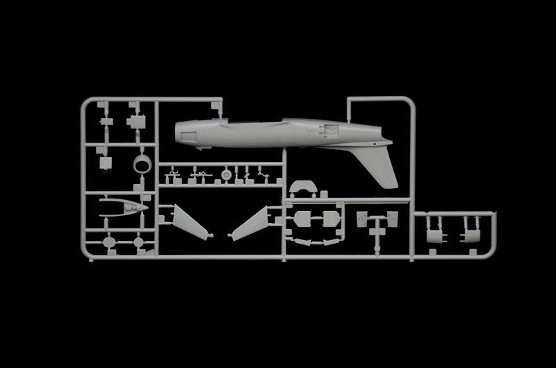 Italeri 1426 F-86F Sabre 1/72 – imagen 7