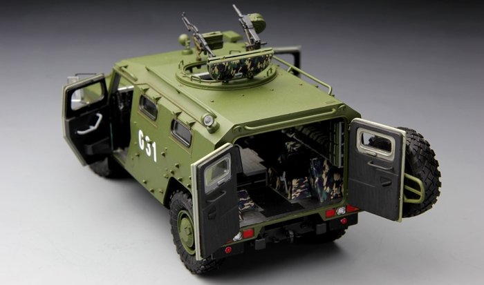 Meng VS-003 GAZ-233014 STS Tiger 1/35 – image 7