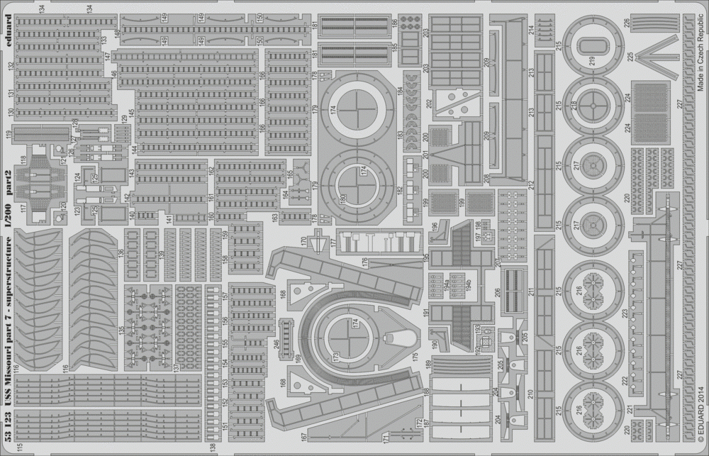 Eduard 53123 USS Missouri part 7 - superstructure TRUMPETER 1/200