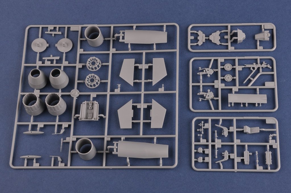Hobby Boss 81713 Su-27UB Flanker C 1/48 – zdjęcie 9
