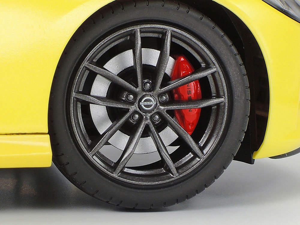Tamiya 24363 Nissan Z / Nissan Fairlady Z (RZ34) 1/24 – Bild 7