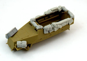 Panzer Art RE35-478 Stowage set for Sd.Kfz 251 Ausf D 1/35 – Bild 3