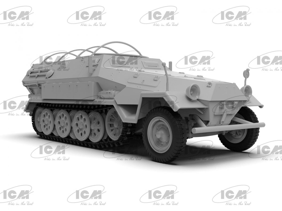 ICM 35113 Krankenpanzerwagen Sd.Kfz. 251/8 Ausf А, livery variant for the Eastern Front, 1941-42 1/35 – image 6