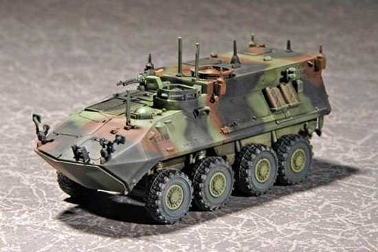 Trumpeter 07270 LAV-C2 (Command &amp; Control) (1/72)