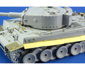 Eduard 36276 Tiger I Mid production fenders Dragon – image 6