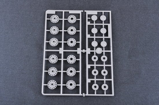Trumpeter 05552 KV-5 Super Heavy Tank 1/35 – Bild 12