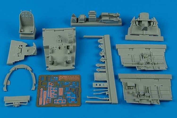 Aires 2084 Nakajima Ki84 Hayate cockpit set 1/32 HASEGAWA