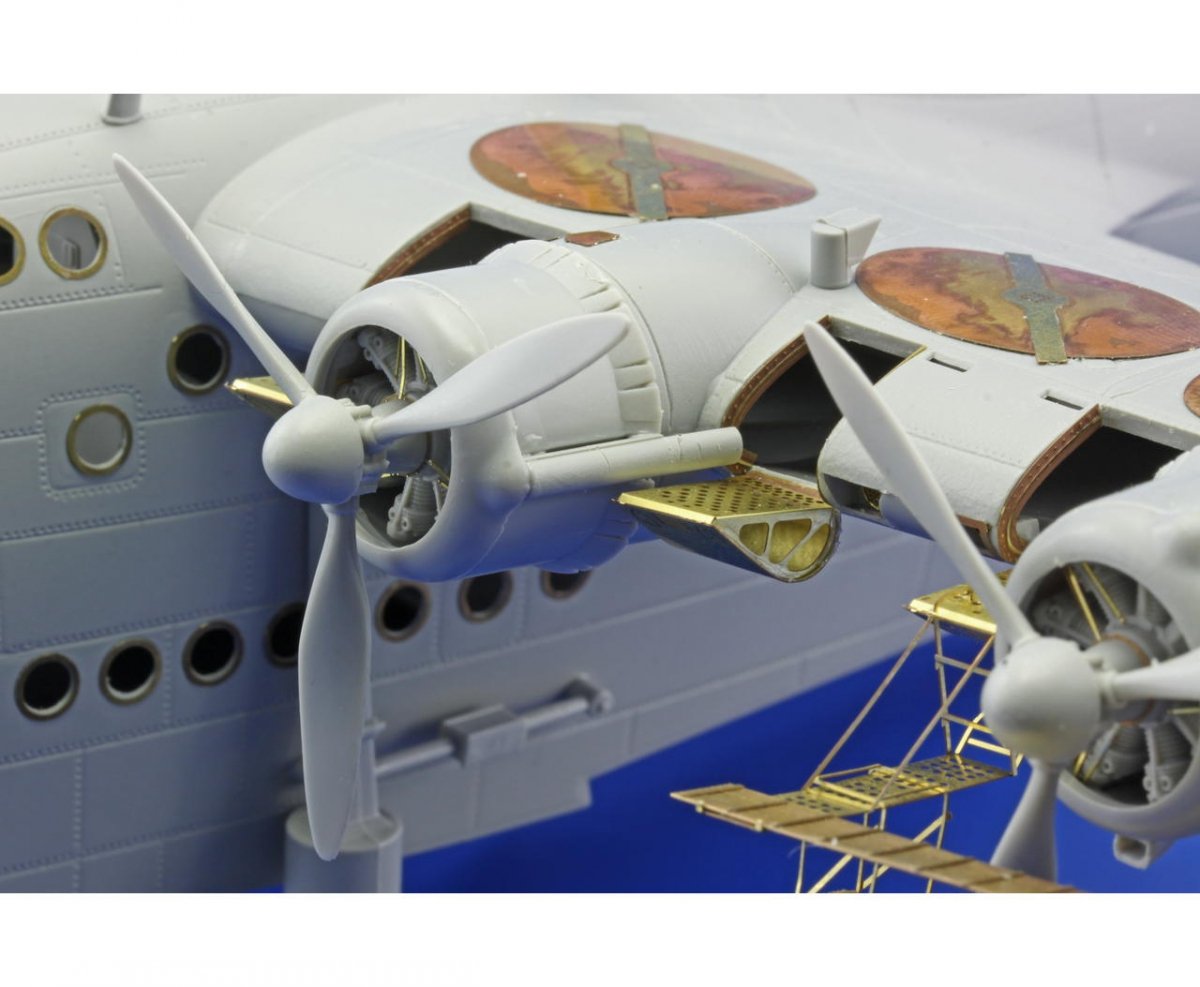 Eduard 72554 Sunderland Mk. And maintenance platforms 1/72 ITALERI – image 4