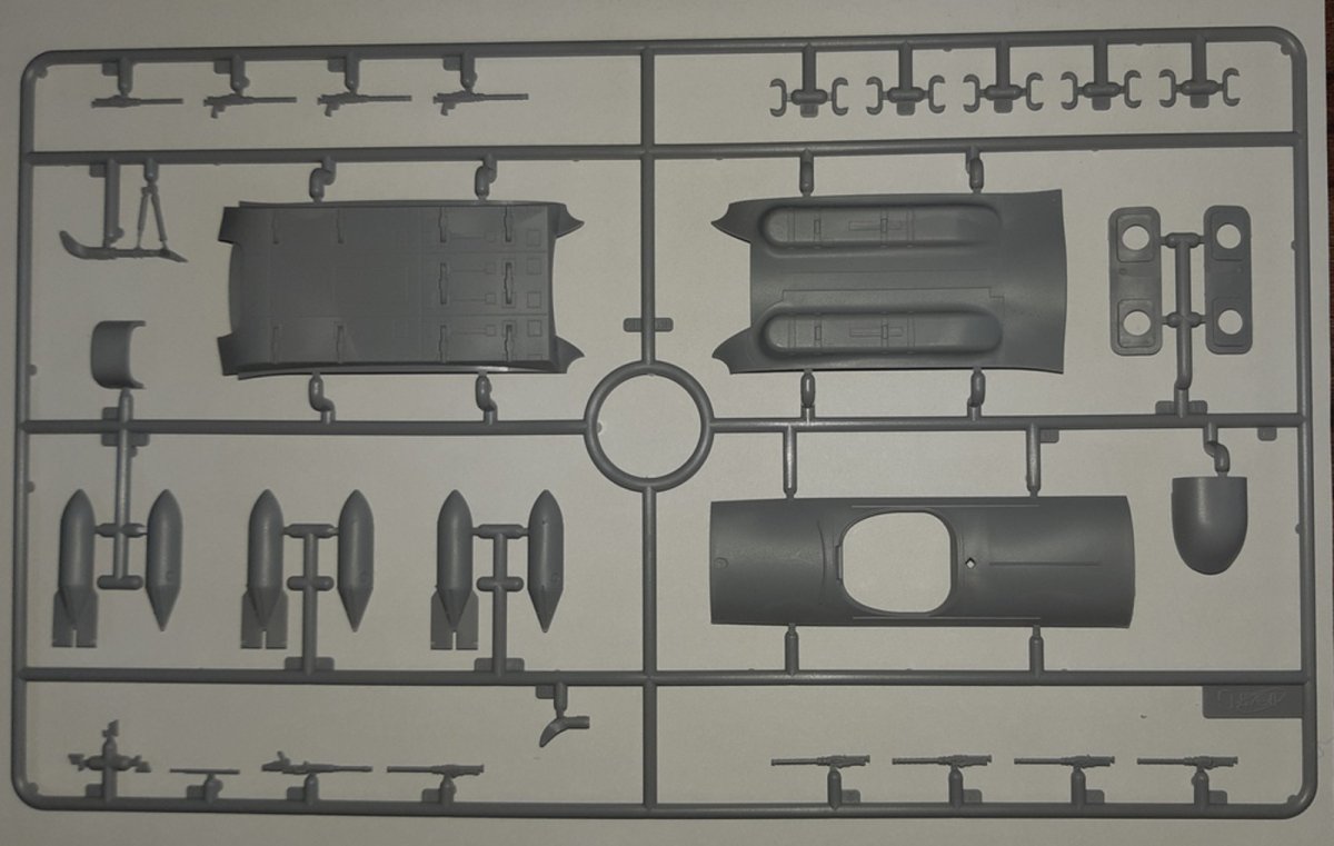 ICM 48263 He 111H-16, WWII German Bomber 1/48 – Bild 4