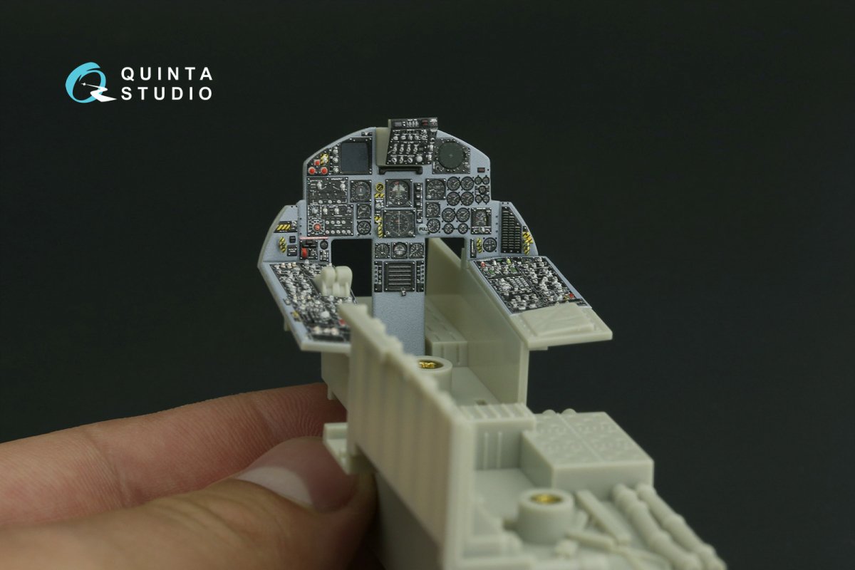 Quinta Studio QDS-32155 F-15C Early/F-15A/F-15J early 3D-Printed &amp;amp; colored Interior on decal paper (Tamiya) (small version) 1/32 – obrázek 3