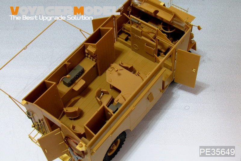 Voyager Model PE35649 WWII British AEC 4x4 Armored Command Vehicle&amp;quot;Dorchester&amp;quot; For AFV 35227 1/35 – immagine 3